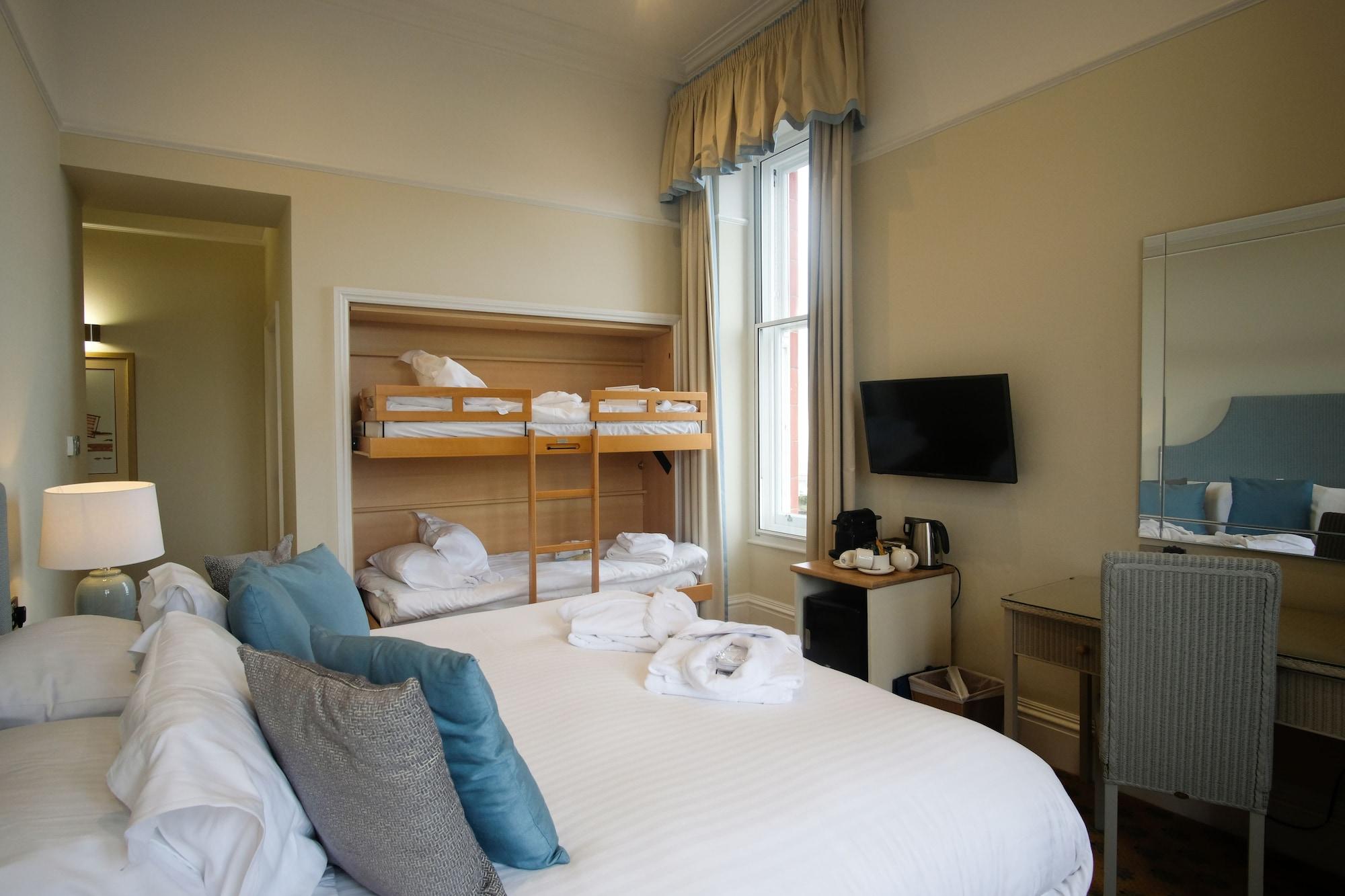 The Headland Hotel And Spa New Quay Екстериор снимка