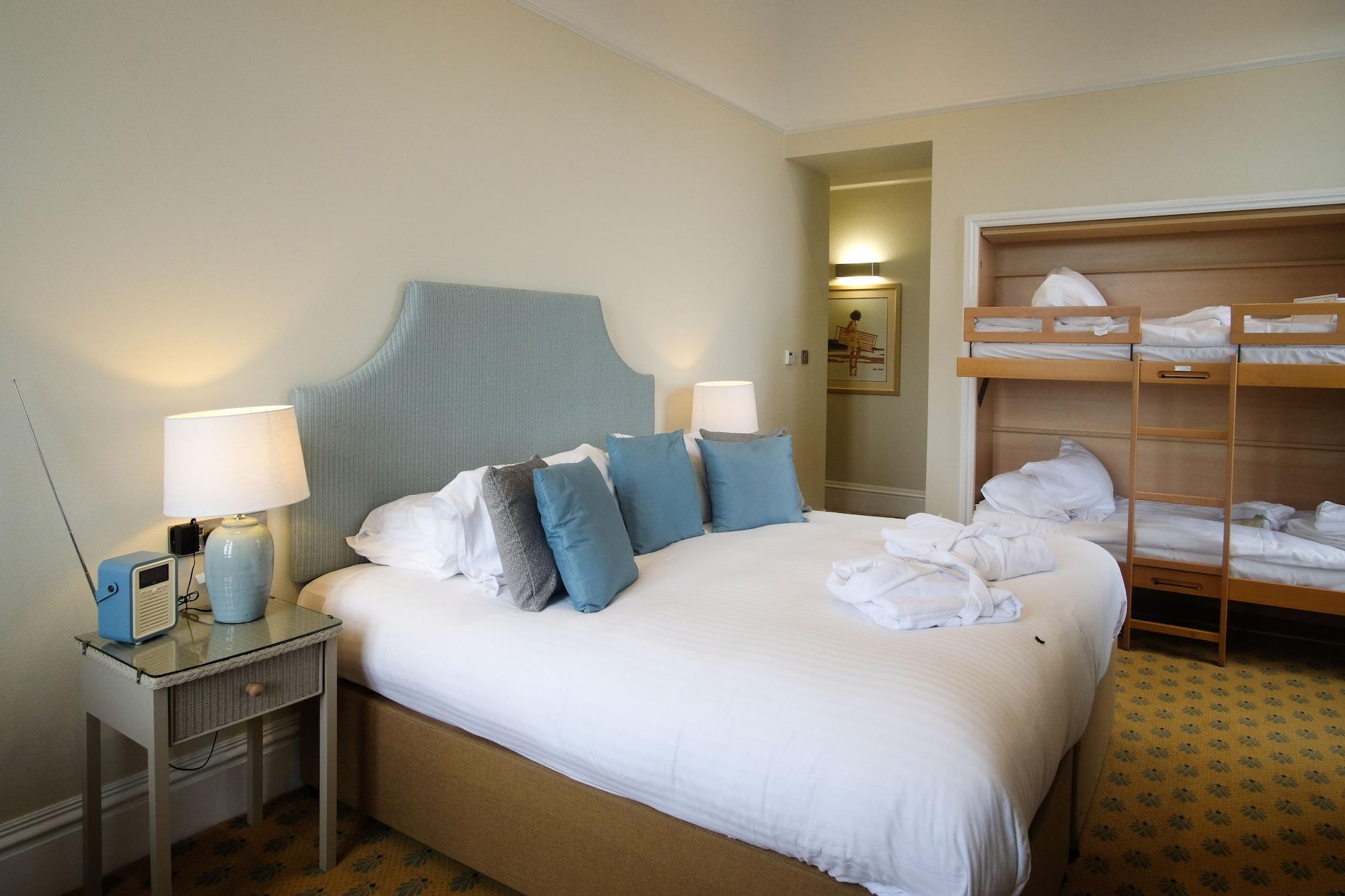 The Headland Hotel And Spa New Quay Екстериор снимка