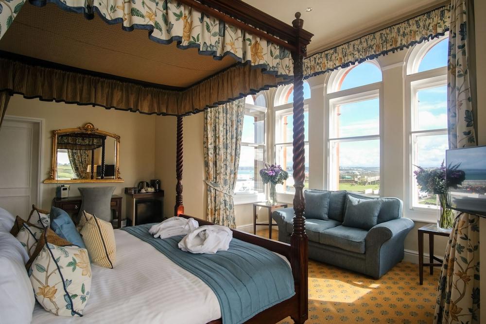 The Headland Hotel And Spa New Quay Екстериор снимка
