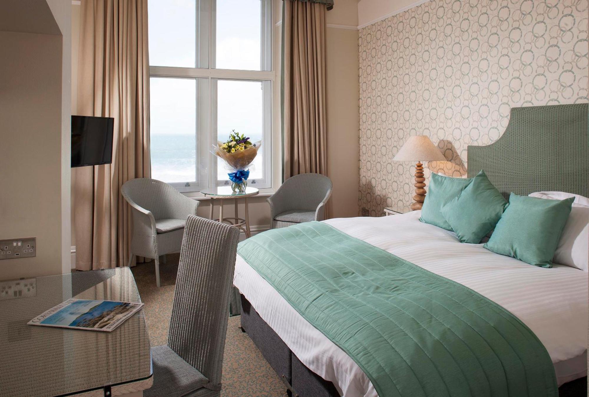 The Headland Hotel And Spa New Quay Екстериор снимка